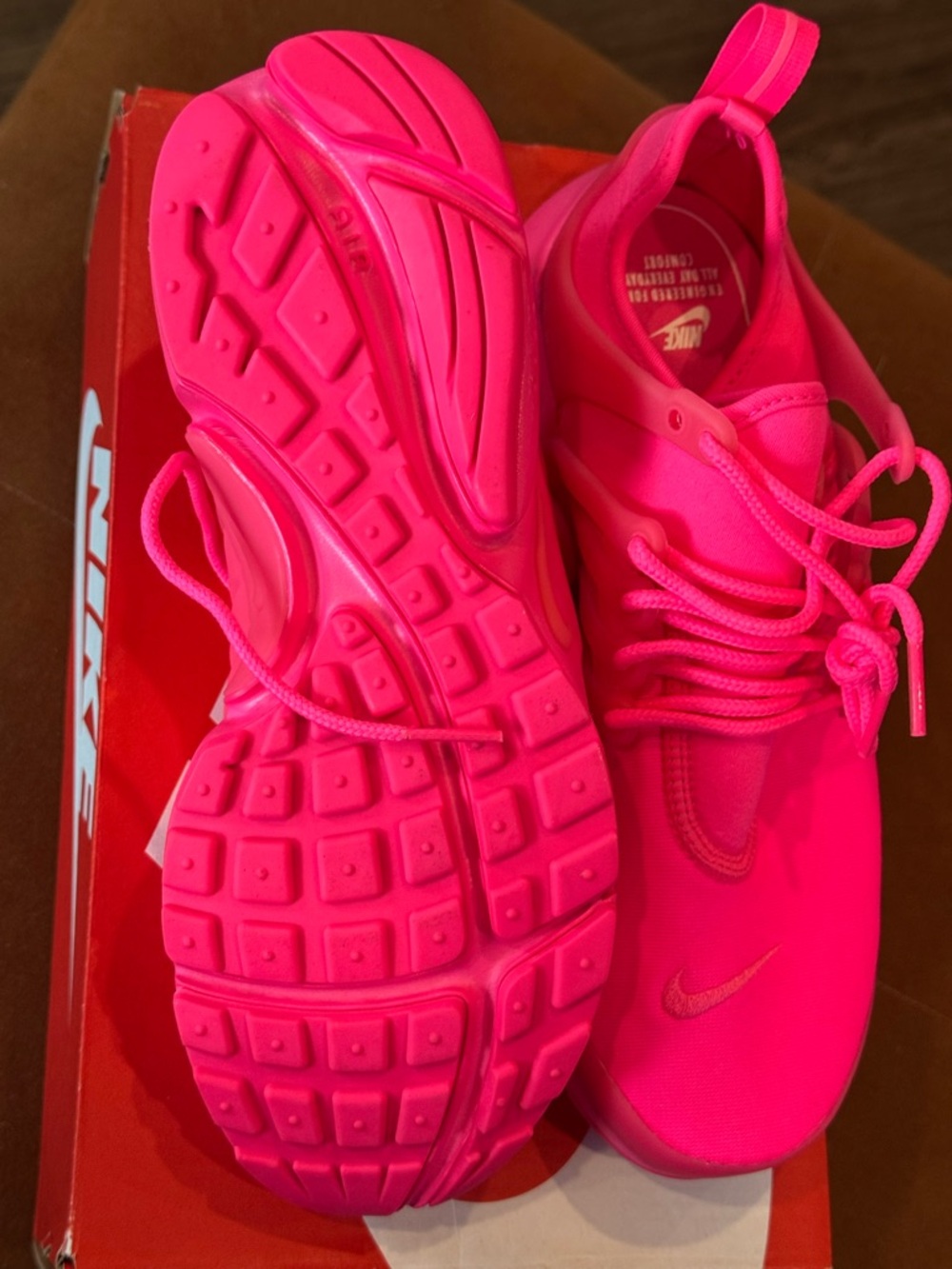 Nike Women’s Neon Pink Athletic Sneakers - Picture 3 of 5